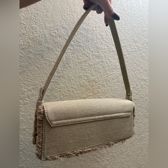 Elegant Beige Fringed Women's Bag - Picture 3 of 6